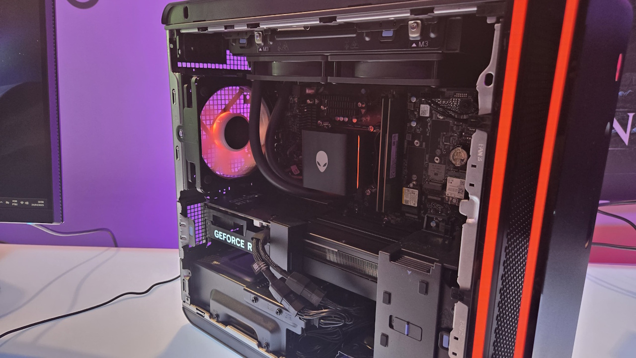 Alienware Aurora Alienware Aurora